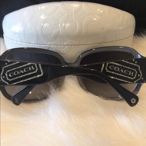 COACH SUNGLASSES